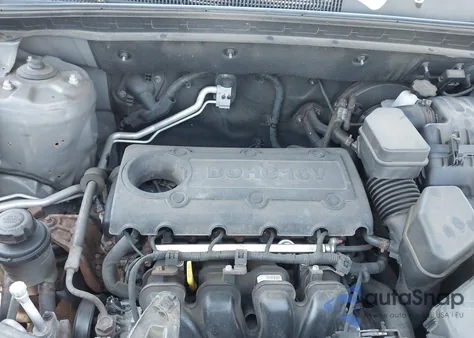 2011 Kia Sorento Lx from USA, damaged, VIN 5XYKTCA12BG064983